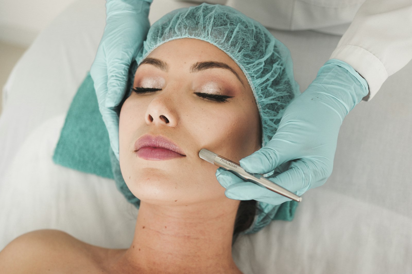 Anti-ageing treatments at TRETĀ Derma